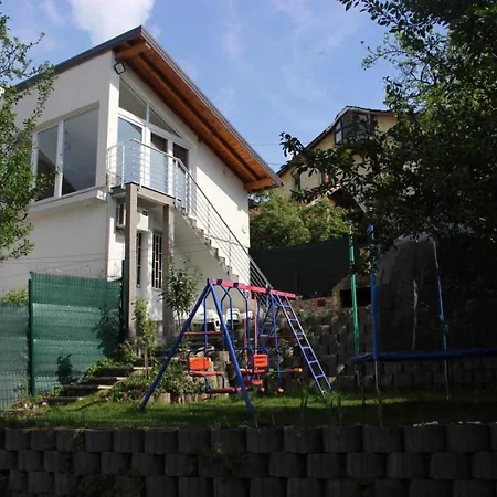 Vista Villa