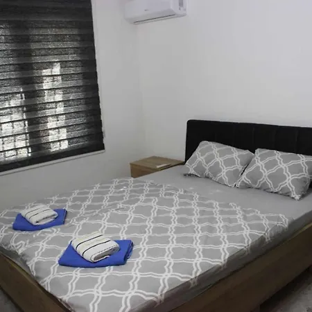Villa Vista *